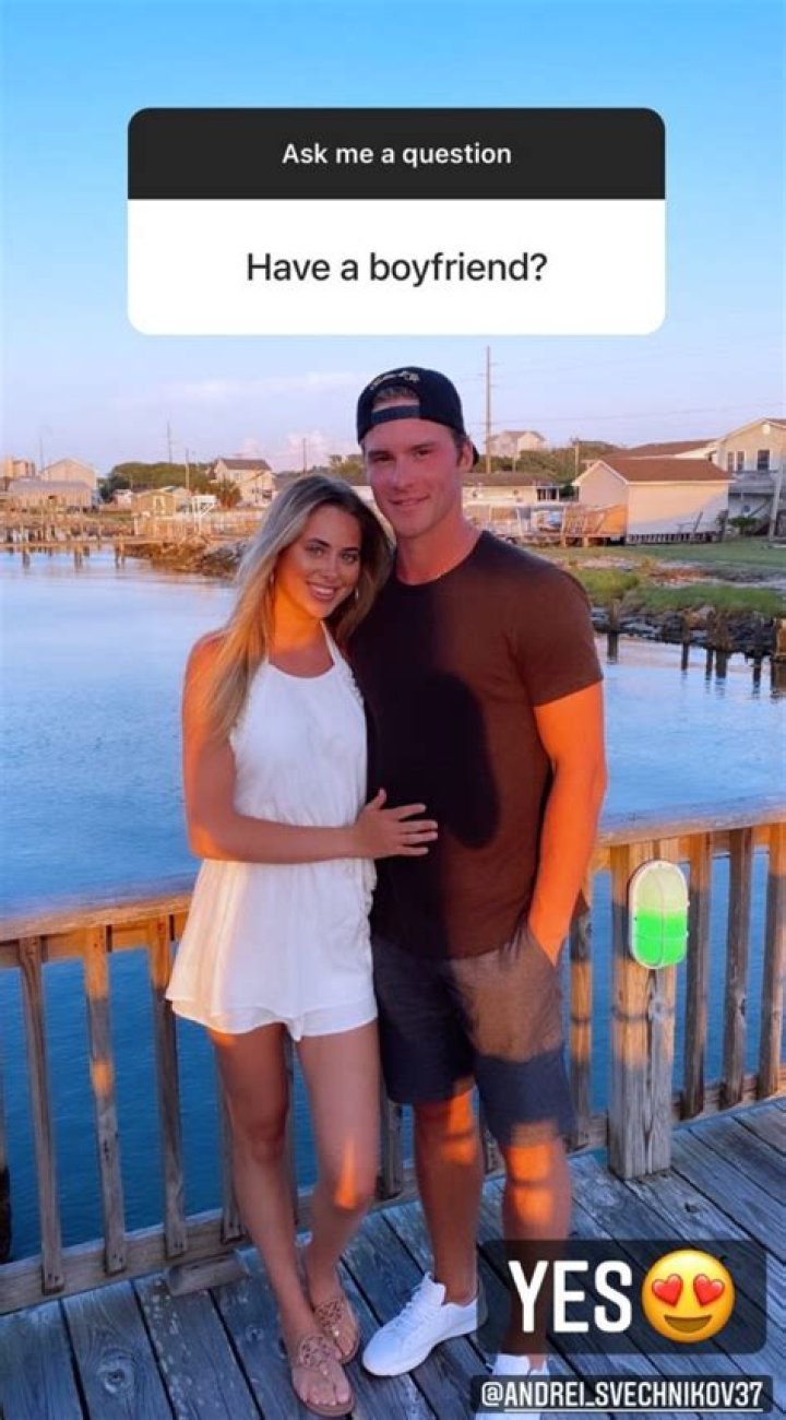 Andrei Svechnikov Bio: Age, Salary, Girlfriend, Height, Family Facts