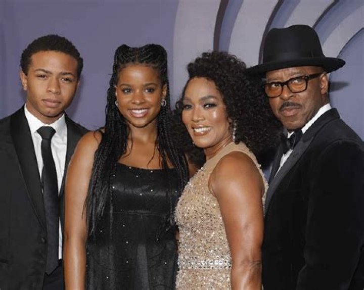 Angela Bassett’s Net Worth, Biography, Career, Awards, Fact and Life Story