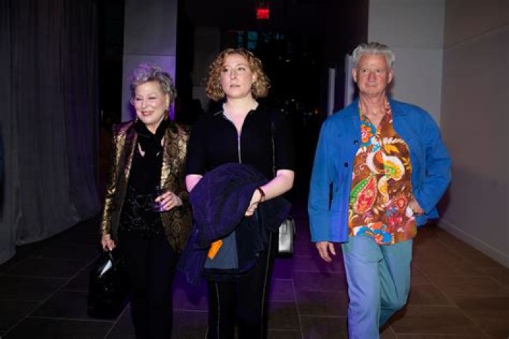 Bette Midler Husband: Martin von Haselberg Religion, Net Worth, Young, Family, Parents, Wiki, Age
