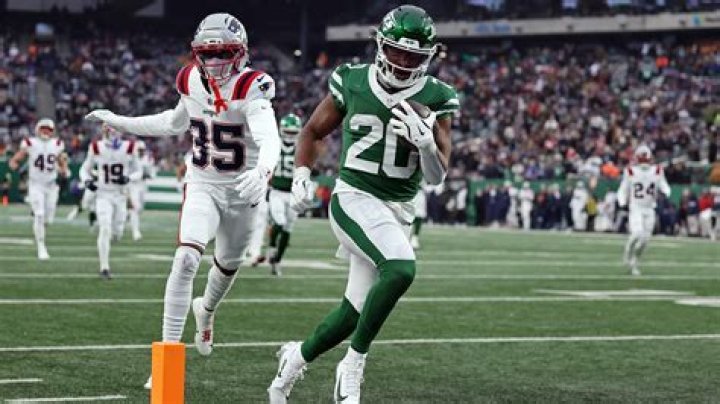 Breece Hall’s Net Worth, Jets’ RB Salary And Contract – Updated