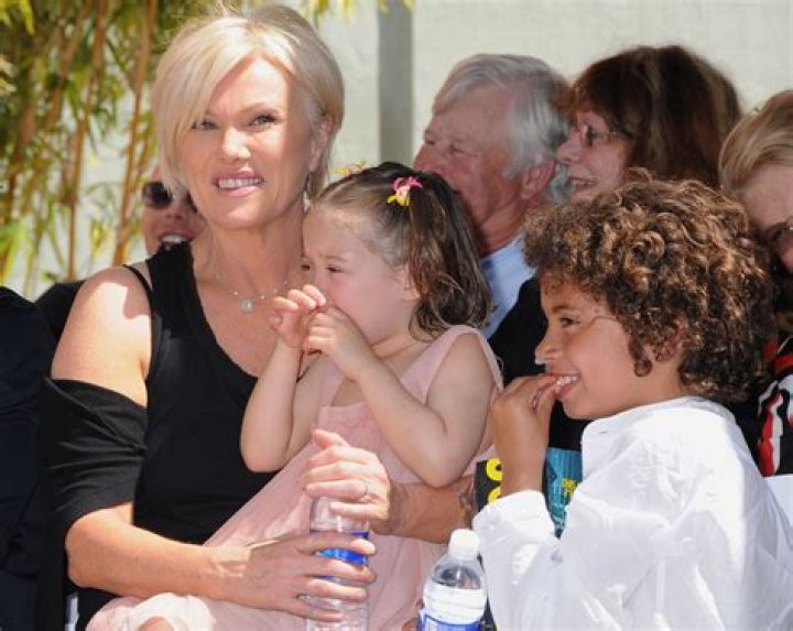 Debora Cahn Children: Does Debora Cahn have children?