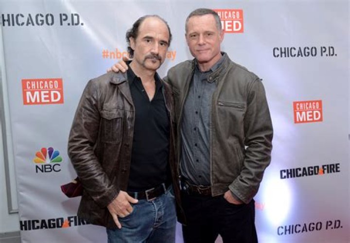 Elias Koteas Nominations, Bio, Wiki, Age, Wife, Net Worth, Chicago PD, Casey Jones, and Movies