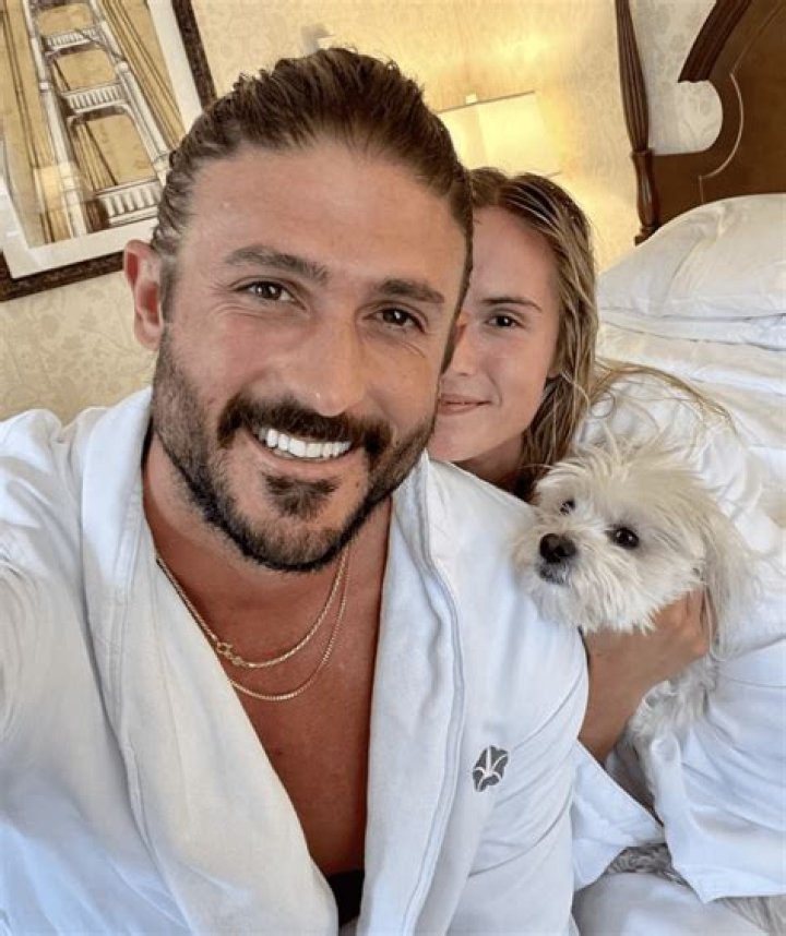 Matthew Stephen Smith Wiki, Age, Instagram, Gilrfriend, Too Hot to Handle, Net Worth, Height, Parents, Family and Nationality