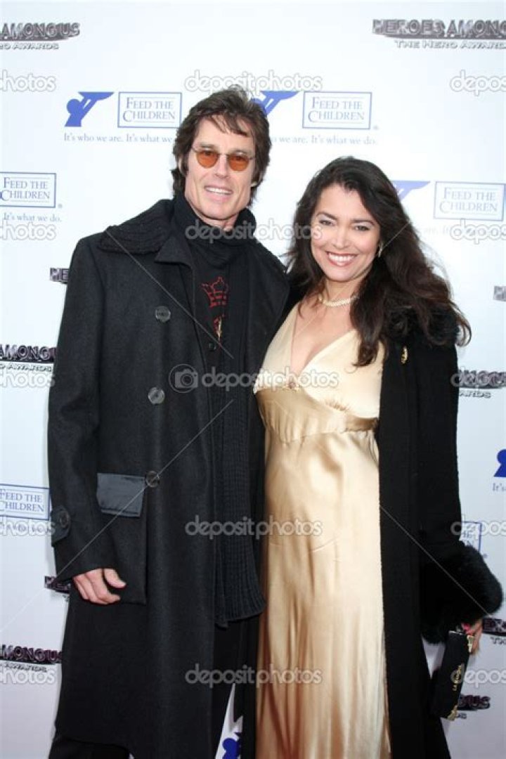 Ronn Moss: Wife, net worth, tattoos, smoking & body facts