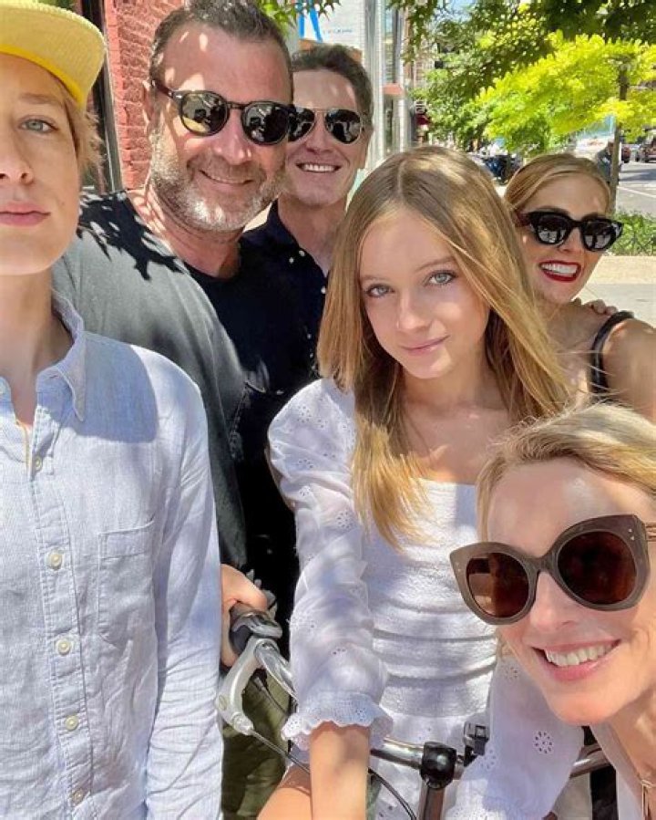 Taylor Neisen Instagram: Wiki, Age, Family, Children Facts on Liev Schreiber’s Girlfriend