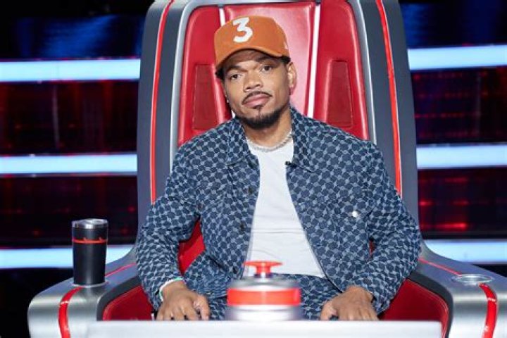 Who Is Loza Alexander? Meet The Rapper On Instagram